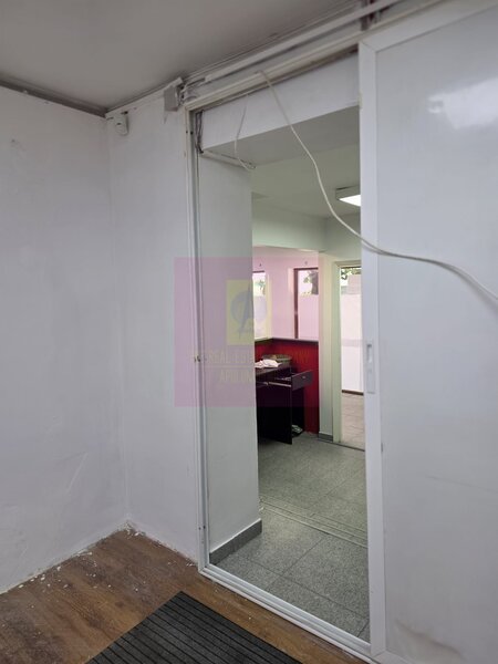 Spatiu comercial cu terasa exterioara , Focsani, central