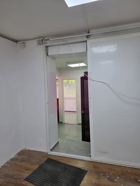 Spatiu comercial cu terasa exterioara , Focsani, central